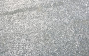 Linnie laminate fibreglass or shingles?